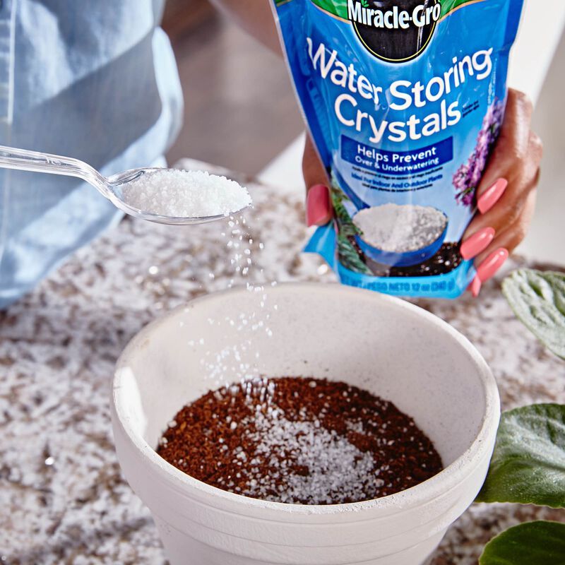 Miracle-Gro® Water Storing Crystals image number null